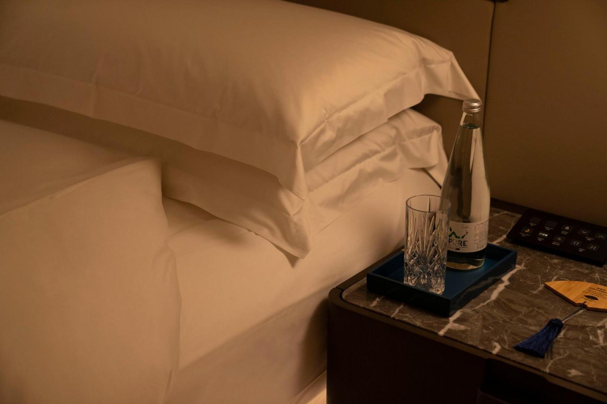 Hotel Mandarin Oriental, Shenzhen Esterno foto